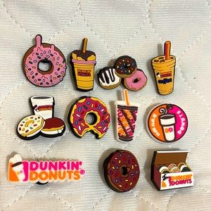 Dunkin Doughnuts croc charm set
